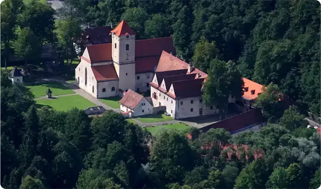 Czerwony Klasztor (na Słowacji)